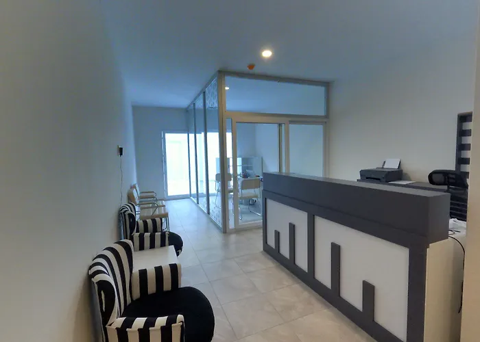 فندق Lofts Luna 2*