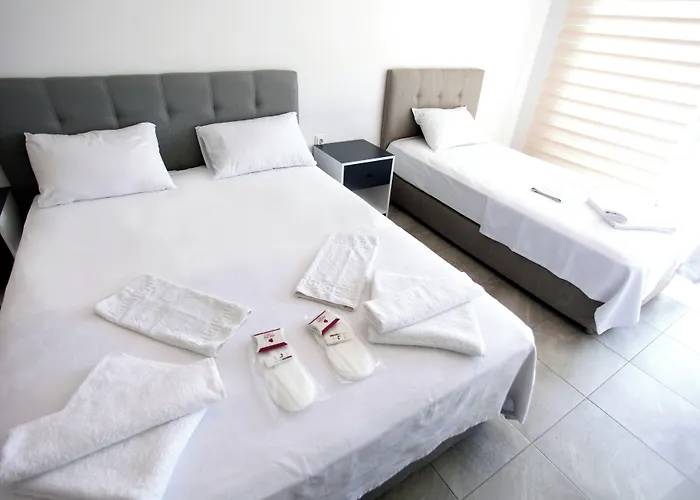 Ξενοδοχείο Lofts Luna 2*