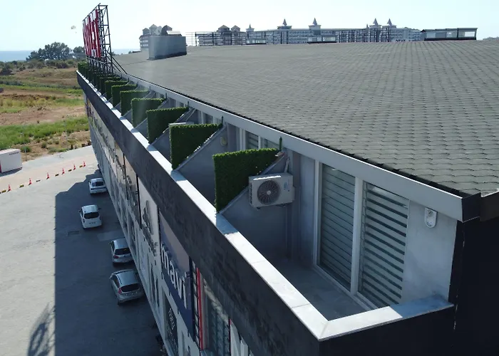 Ξενοδοχείο Lofts Luna 2*